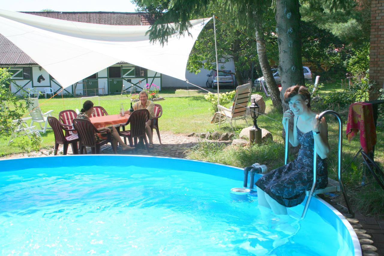 Landhotel Sonnenhof Im Wendland Clenze Exterior foto